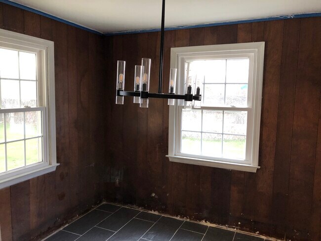Building Photo - 138 Ruane St