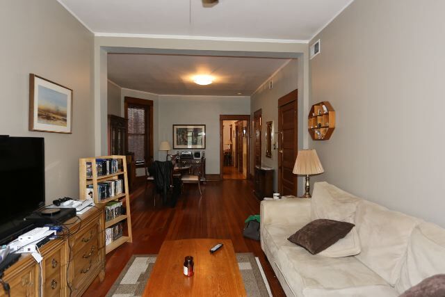 Building Photo - 1326 N Claremont Ave