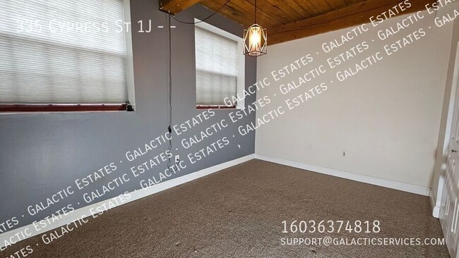 Building Photo - 335 Cypress St