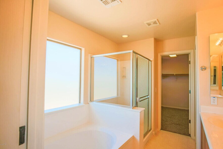 Building Photo - 6834 W Nadine Way