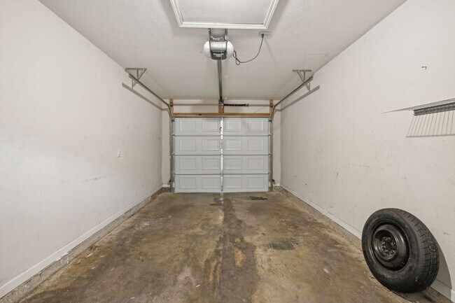 Building Photo - 118 Lancaster Gate Pl