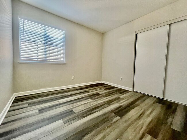 Building Photo - 5218 Roundup Way