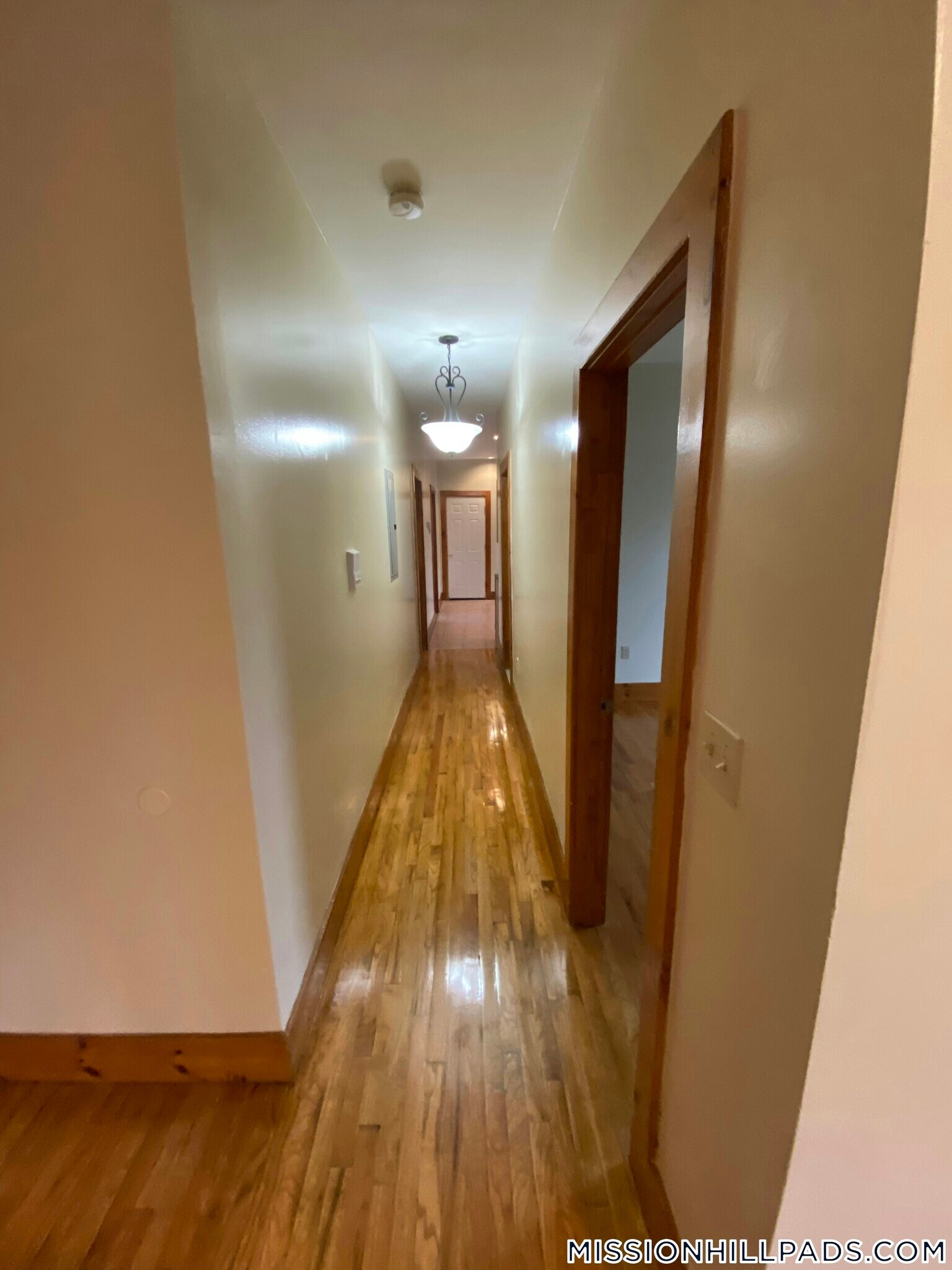 Building Photo - 10 Westminster Ave