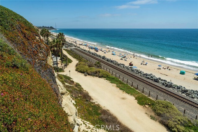 Building Photo - 256 Avenida Lobeiro