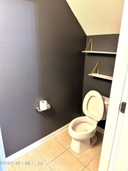 Building Photo - 1500 Calming Water Dr