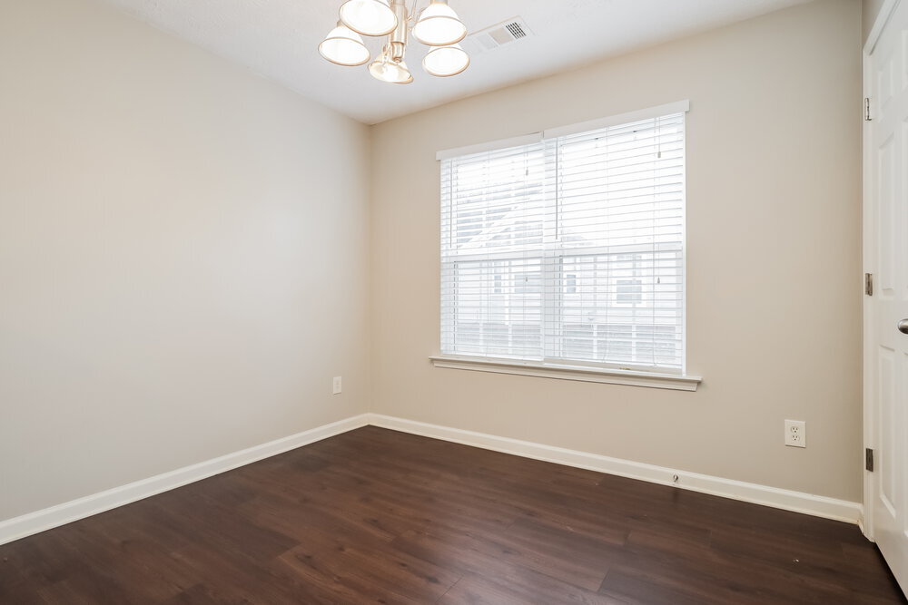 Building Photo - 1825 Neighborhood Walk