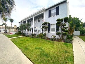 Building Photo - 5331 E The Toledo