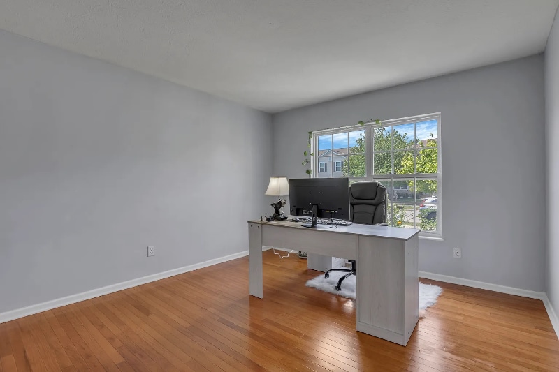 Building Photo - 962 Preble Dr