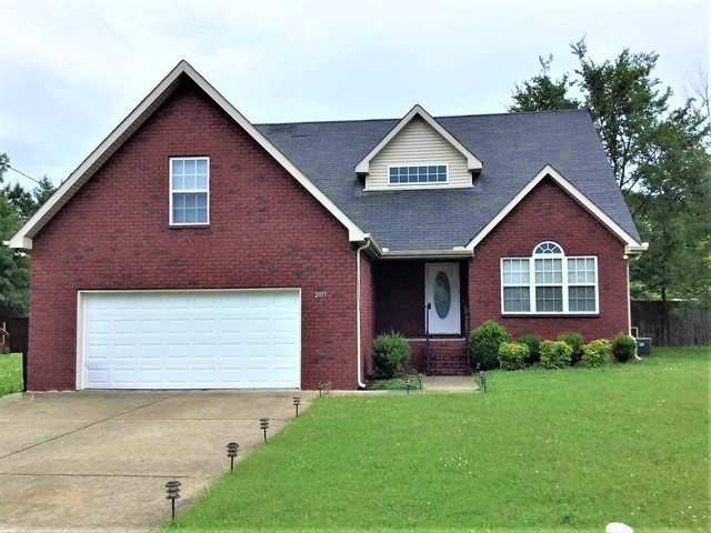 Building Photo - 2935 Greentree Dr