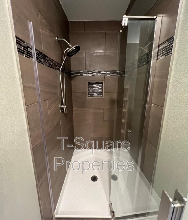 Building Photo - 15300 112th Ave NE