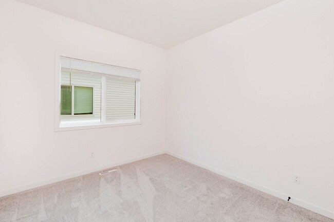 Building Photo - 3602 33rd St S