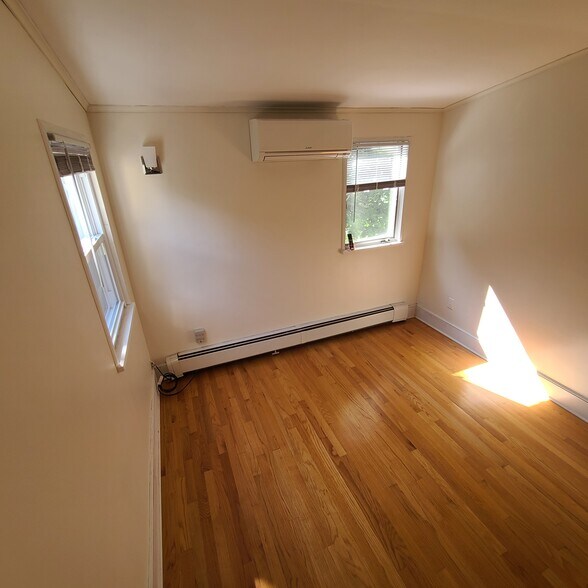 Building Photo - 76 Glen Ridge Ave