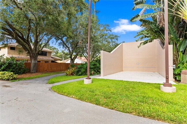 Building Photo - 11085 Neptune Dr