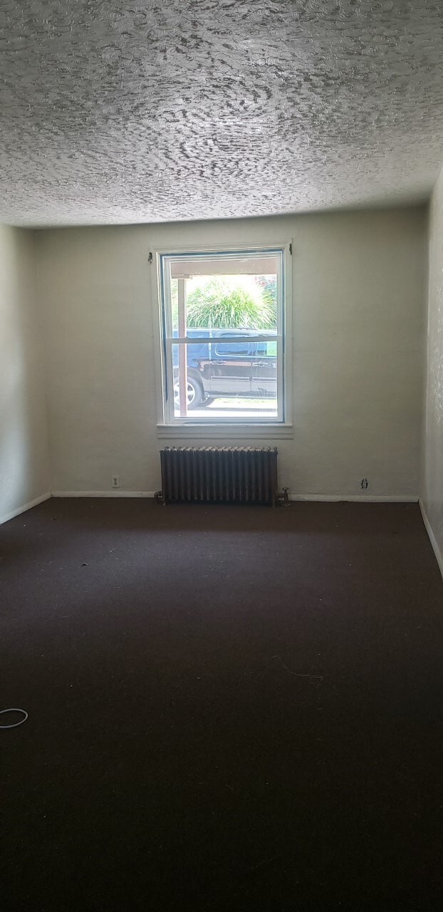 Building Photo - 20 Beyrleye Ave