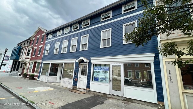 Building Photo - 205 Warren St