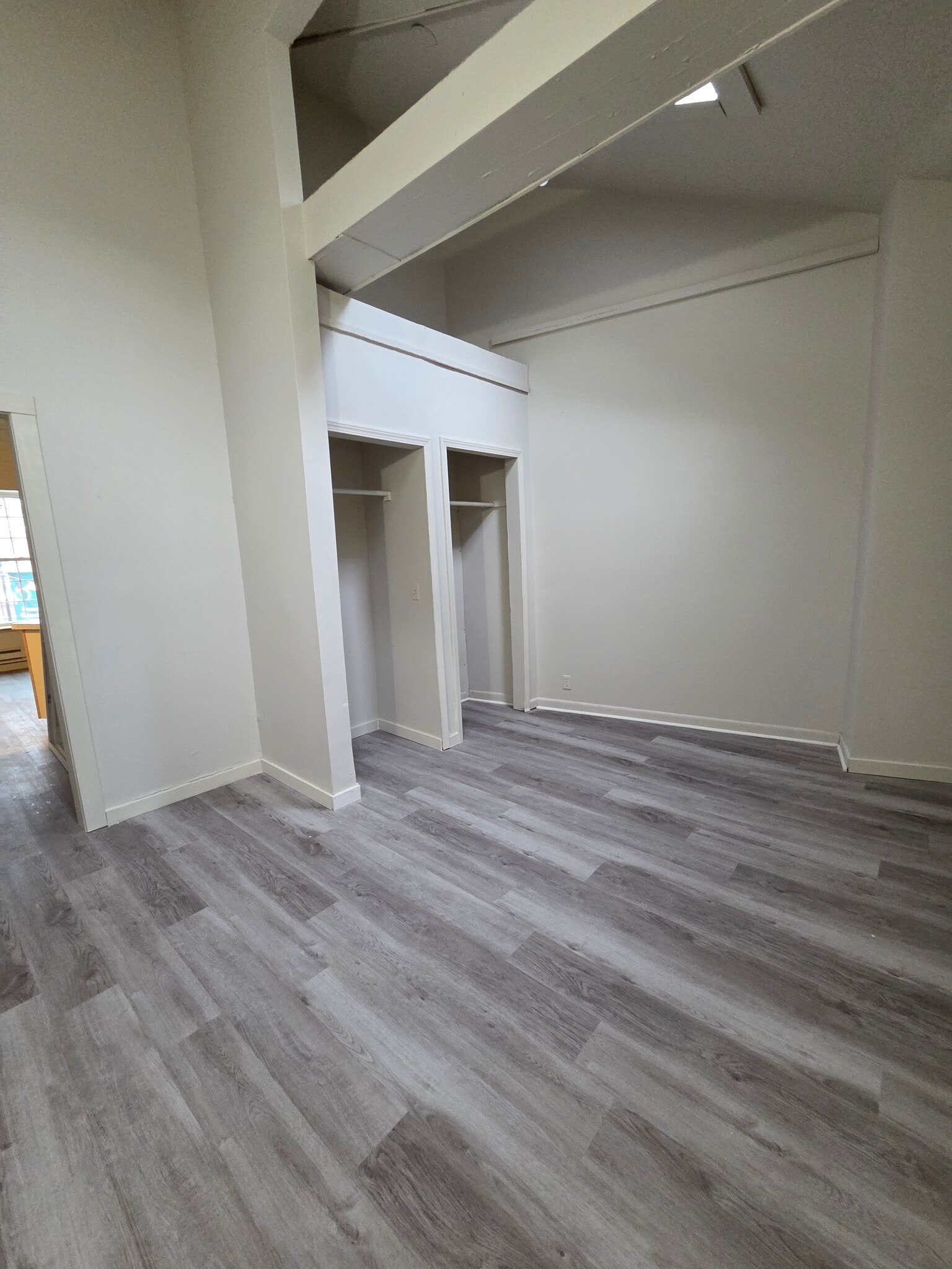 Building Photo - 35 Main St