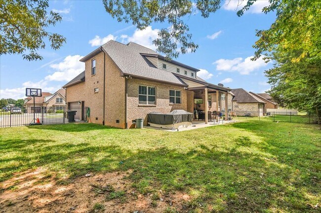 Building Photo - READY FOR SHOWINGS! 4BR Home in Blackman School district