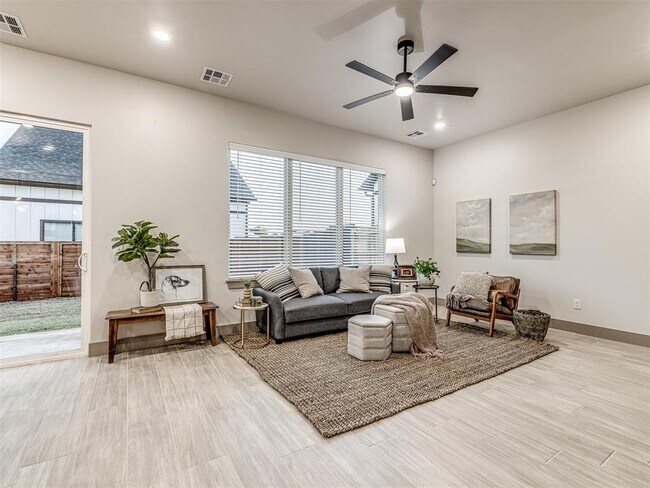 Building Photo - 2548 NW 131st St