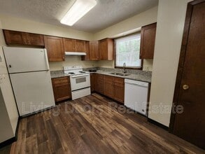 Building Photo - 1509 David Dr