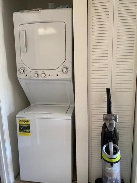 Building Photo - 10315 NW 33rd St