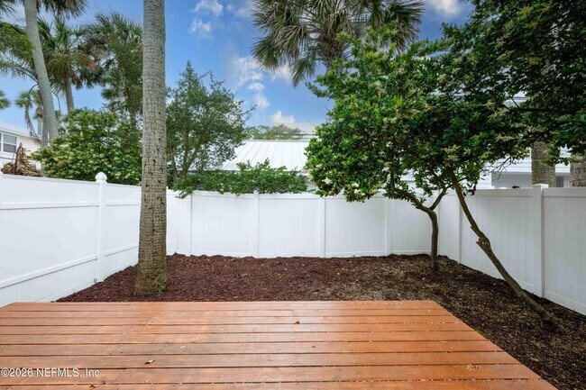 Building Photo - 176 East Coast Dr