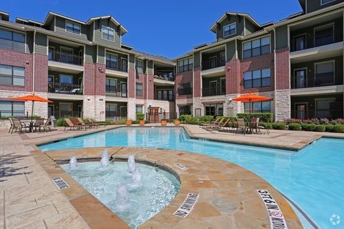 Building Photo - 9725 N Lake Creek Pkwy