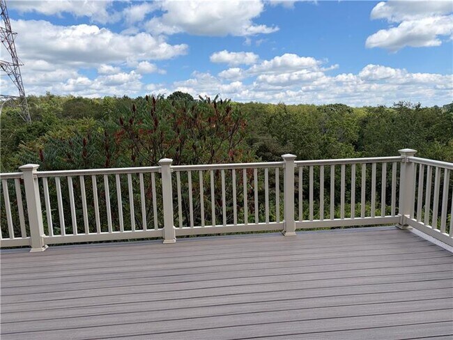 Building Photo - 1610 Towervue Dr