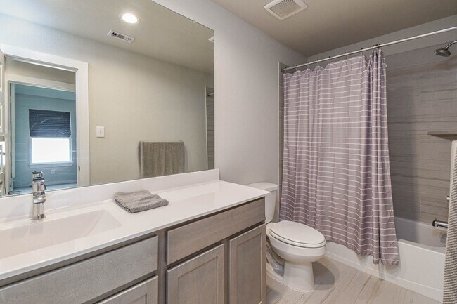 Building Photo - 18307 Yaupon Bough Ln