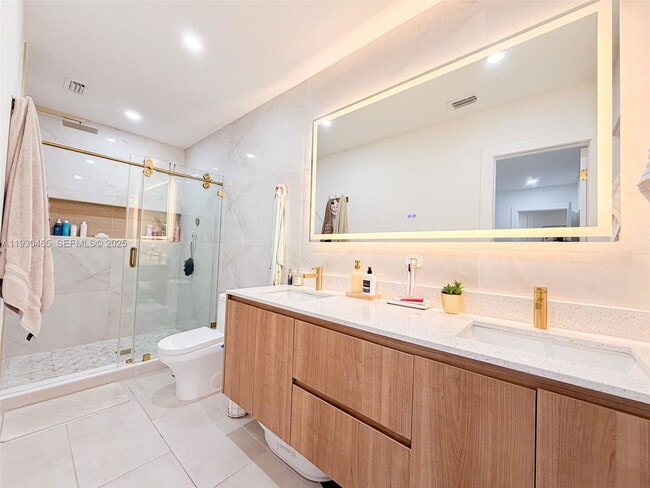 Building Photo - 7951 NW 37th Dr