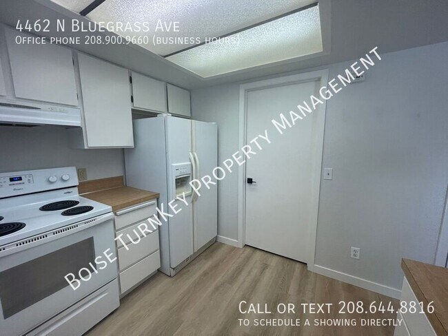 Building Photo - 4462 N Bluegrass Ave