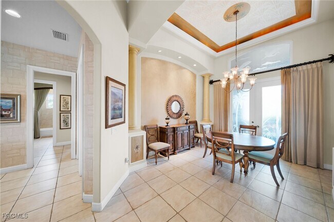 Building Photo - 4009 Chiquita Blvd S