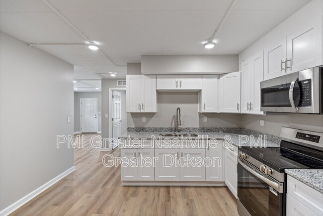 Building Photo - 201 Sylvis St