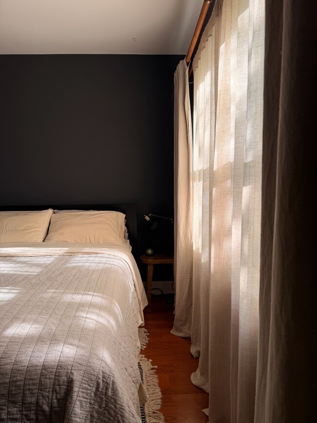 Building Photo - 957 N Avenue 49