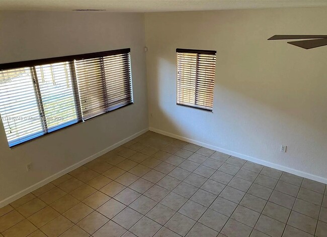 Building Photo - 16563 SW 50th Terrace