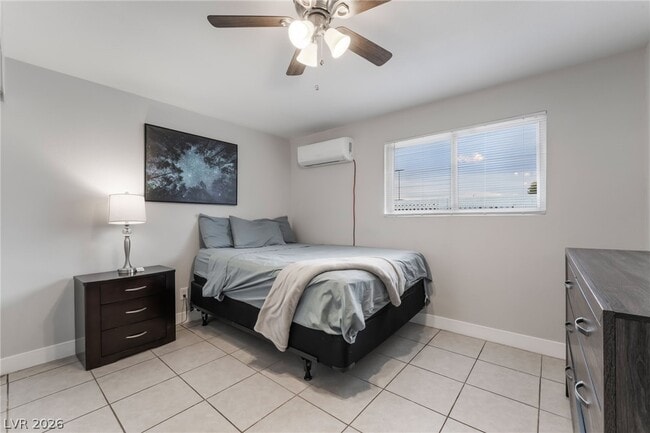 Building Photo - 3992 Chinchilla Ave