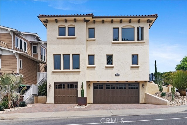 Building Photo - 1699 Calle De Los Alamos