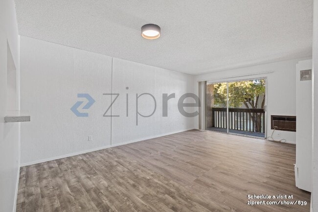 Building Photo - 1060 Oak Grove Rd