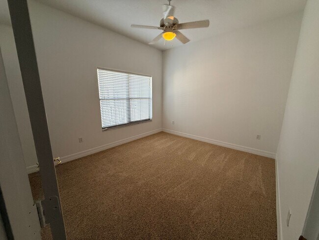 Building Photo - 707 Westpark Way