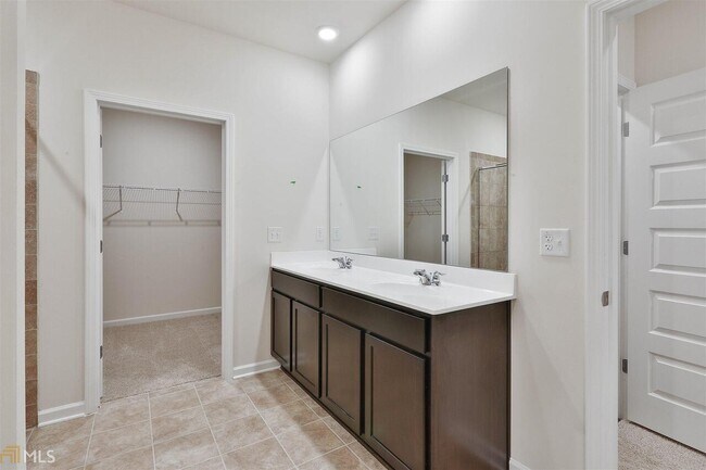 Building Photo - 150 Filson Dr