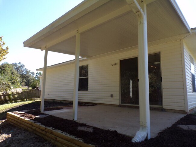 Building Photo - 10608 Wilderness Ln