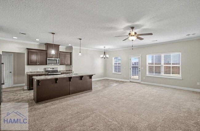 Building Photo - 147 Rimes Ave SE