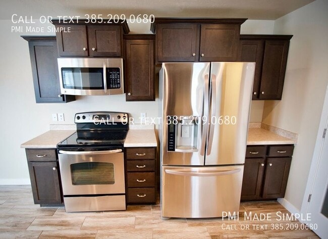 Building Photo - 14779 Stonehenge Pl