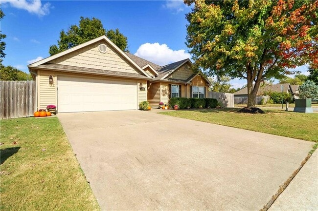 Building Photo - 3000 SW Wentworth Ave