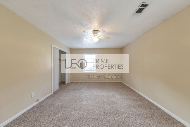Building Photo - 5835 Bearing Way