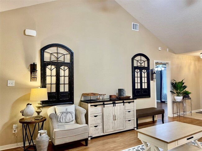 Building Photo - 7808 Colonial Ln