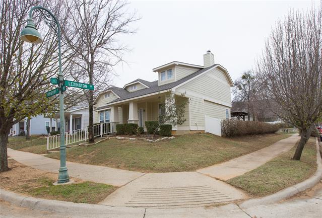 Building Photo - 2021 Bridgeport Dr