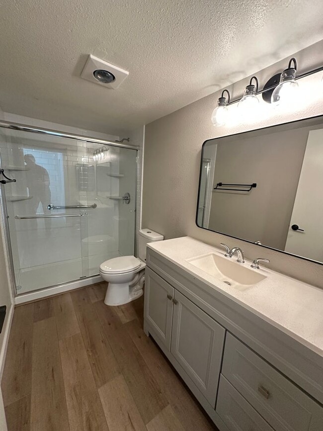 Building Photo - 2BR/1.5BA 2-story condo in El Cajon, gated community with sparkling pool, 2 car attached garage, ...