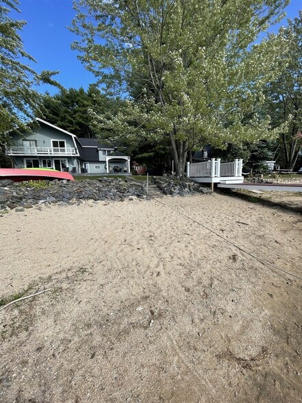 Building Photo - 81 Bayou Rd