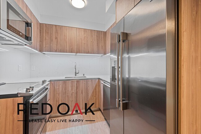 Building Photo - 1007 Lincoln Blvd