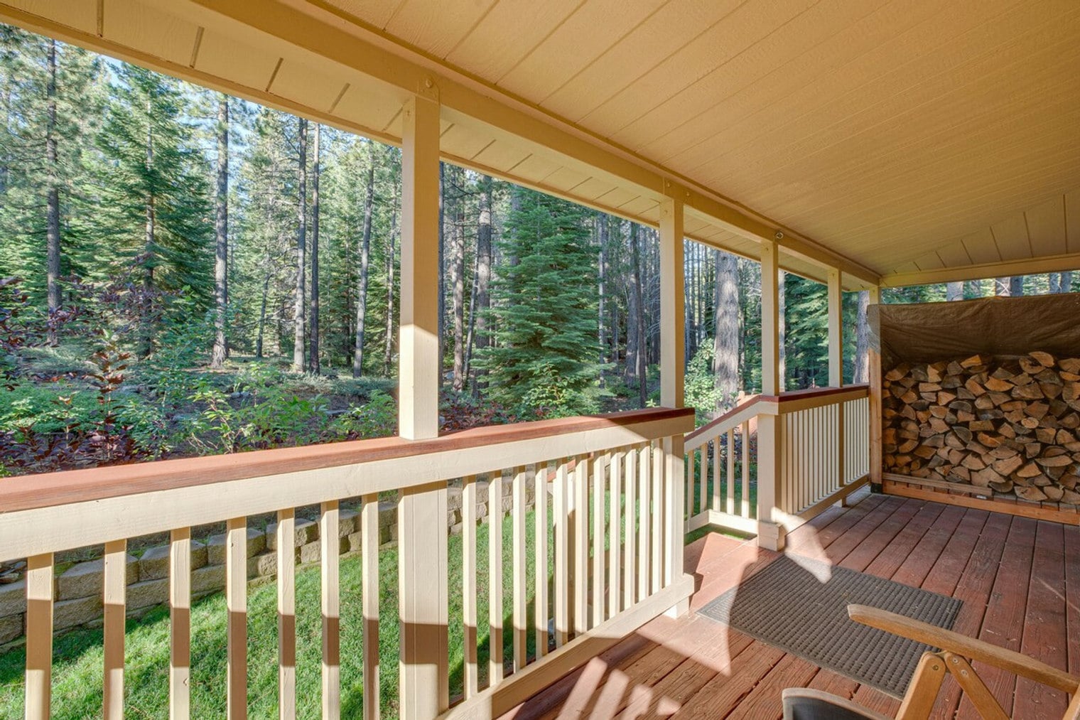 Building Photo - 932 Kiowa Dr